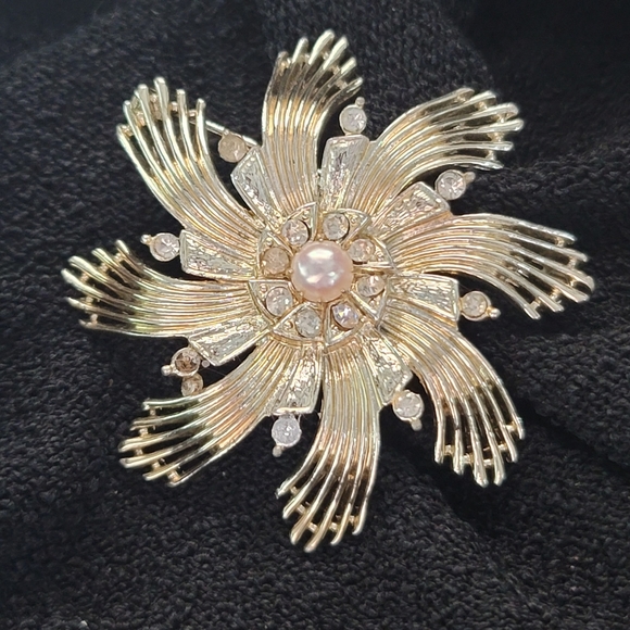 Ceil Chapman Signed Vintage Large Beautiful Flower Starburst Brooch Pin - Picture 4 of 6
